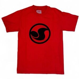 DVS Shoe Company Short Sleeve Red T-Shirt Adult Size Small Skater Classic Logo